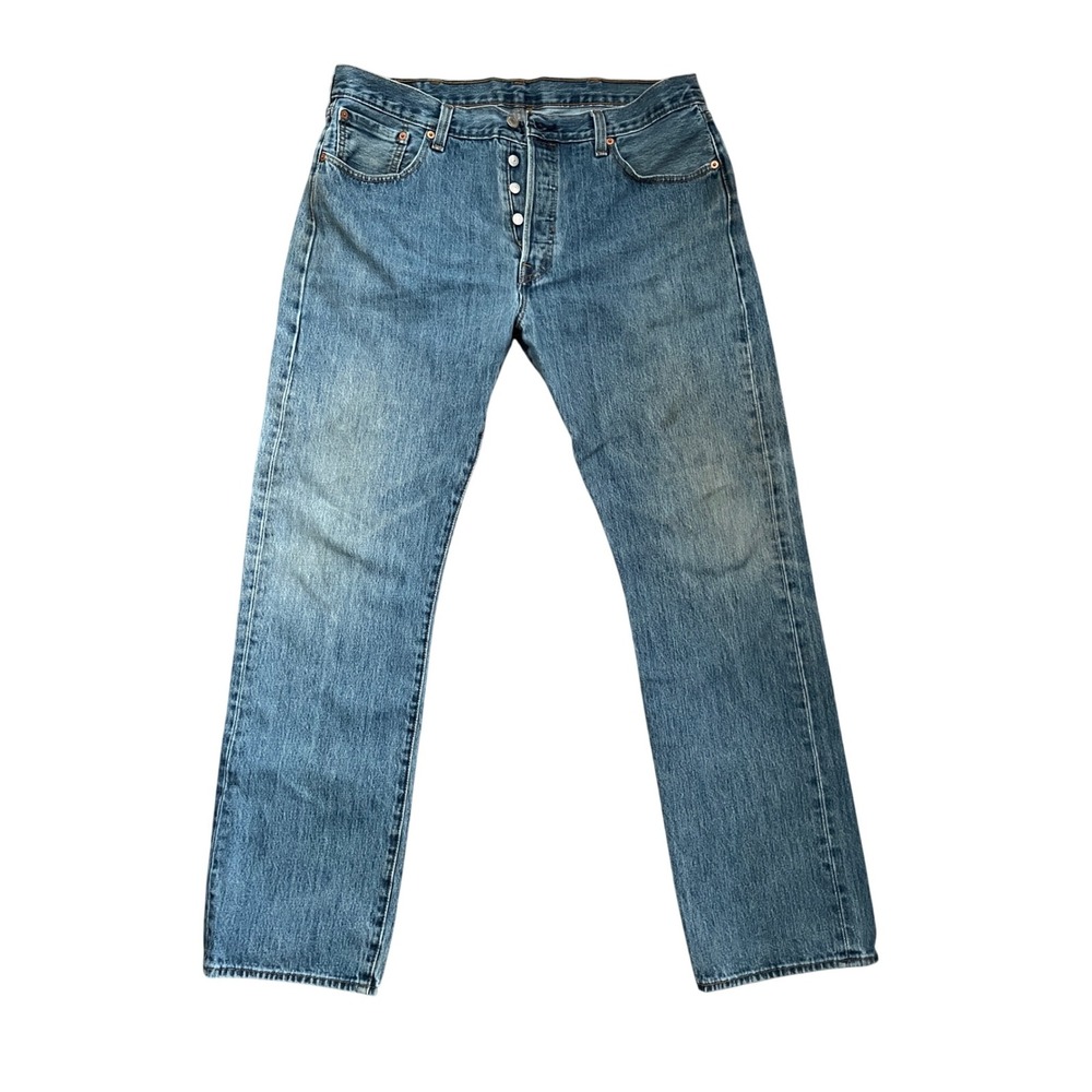 Levi's 501 Original Fit Button Fly Jeans Mens W38 L34 Light‎ Wash Denim